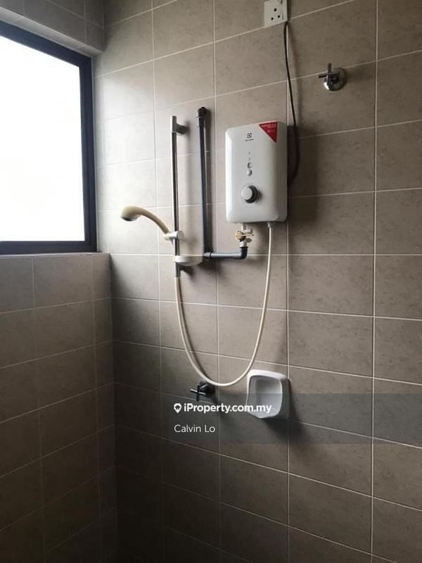 Rumah Teres 2.5-Tingkat untuk Dijual di Kinrara Residence, Puchong oleh Calvin Lo - iProperty.com.my