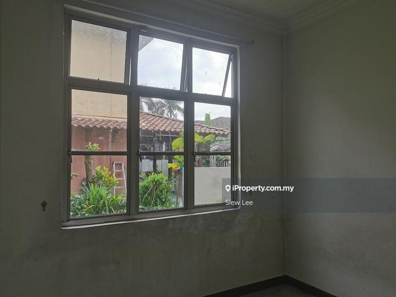 Bungalow House for Sale in Saujana Akasia, Sungai Buloh by Siew Lee - iProperty.com.my