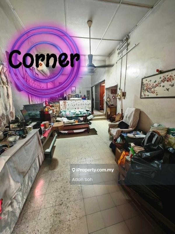 1-storey Terraced House untuk Dijual di Kepong Baru, Kepong oleh Adan Soh - Living Room - iProperty.com.my