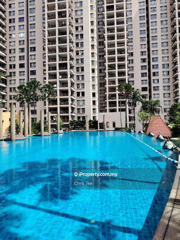Condominium for Sale in Royal Domain Sri Putramas 2 by Chris Tee - iProperty.com.my