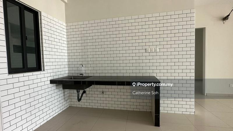 Service Residence for Sale in Ong Kim Wee Residence by Catherine Soh - iProperty.com.my