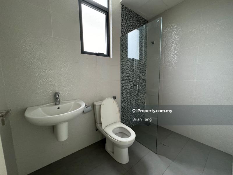 Bungalow House for Sale in Foresthill Damansara, Damansara Perdana by Brian Tang - iProperty.com.my