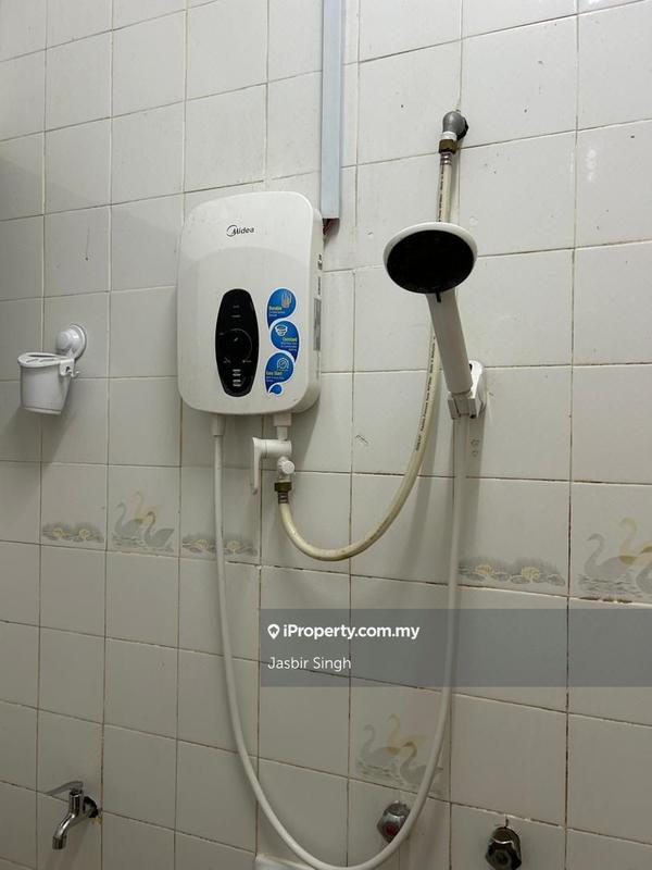Condominium for Sale in Palm Court Condominium by Jasbir Singh - iProperty.com.my
