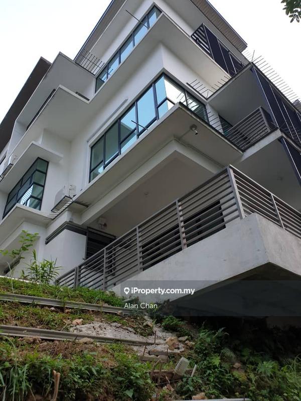 Rumah Berkembar untuk Dijual di 16 Sierra, Puchong oleh Alan Chan - iProperty.com.my