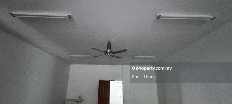 Shop for Sale in Falim, Menglembu by Ronald Kong - iProperty.com.my