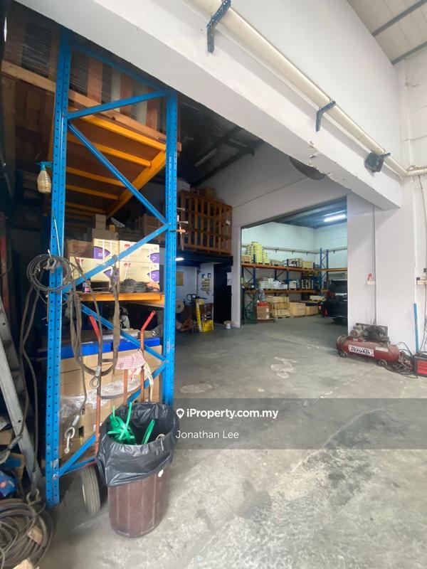 Kilang Teres untuk Dijual di Taman Perindustrian Puchong Utama, Puchong oleh Jonathan Lee - iProperty.com.my