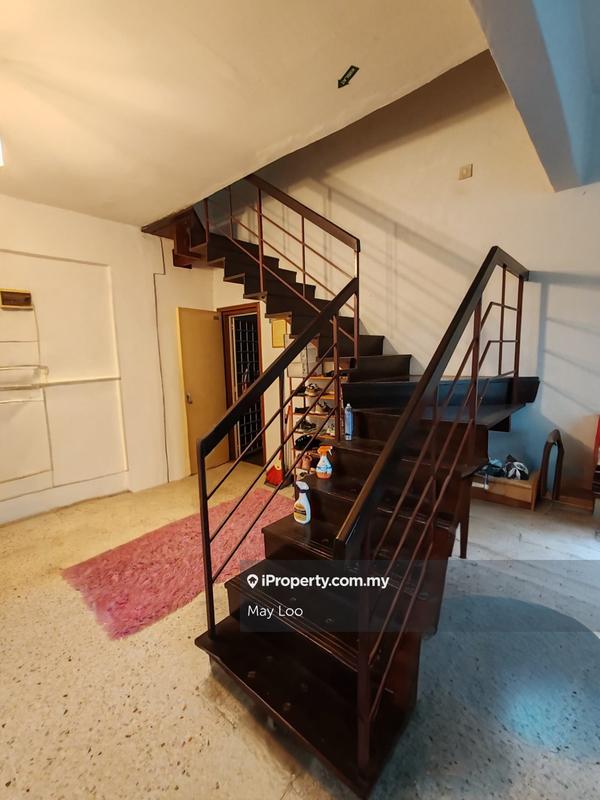 For Sale - Kenari Court