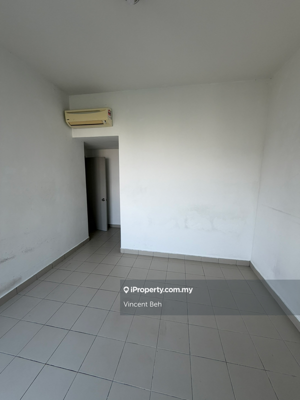 Kondominium untuk Disewa di Residence 8 oleh Vincent Beh - iProperty.com.my