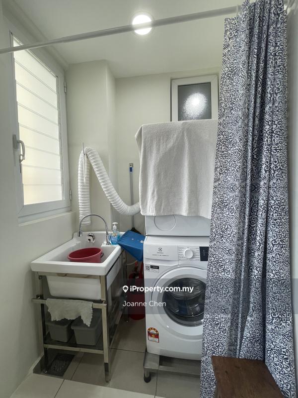 Kediaman Servis untuk Dijual di RYAN & MIHO oleh Joanne Chen - With Washer & Dryer plus hand wash laundry - iProperty.com.my