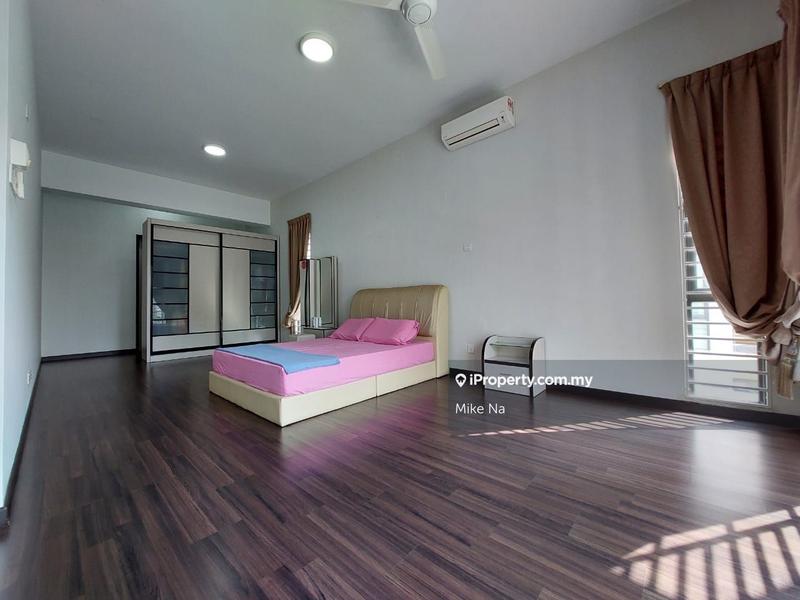 Rumah Berkembar untuk Dijual di Taman Saujana Suria, Kajang oleh Mike Na - iProperty.com.my
