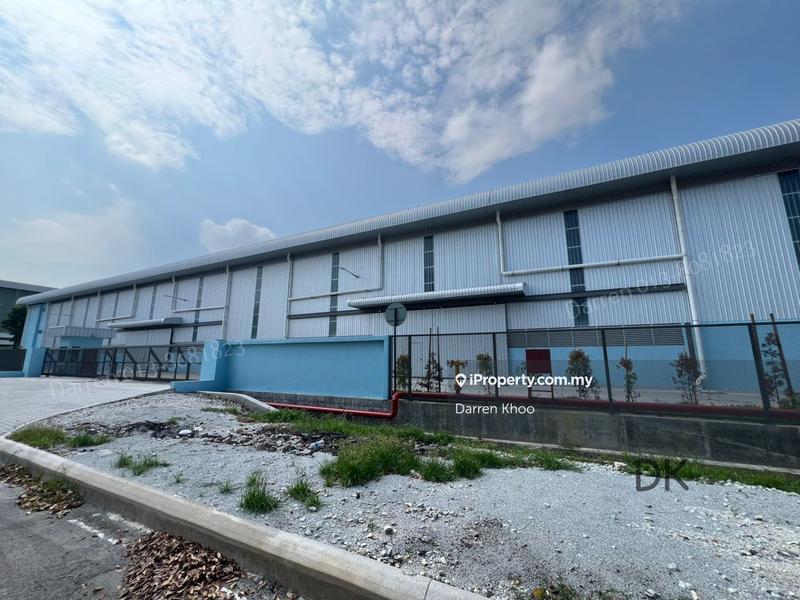 For Rent - 2.39 acres Pulau Indah , Westport Klang Brand New Warehouse with 3 storey office