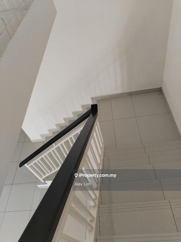 Rumah Berangkai 2 Tingkat untuk Dijual di Bandar Seri Putra, Bangi oleh Alex Lim - iProperty.com.my