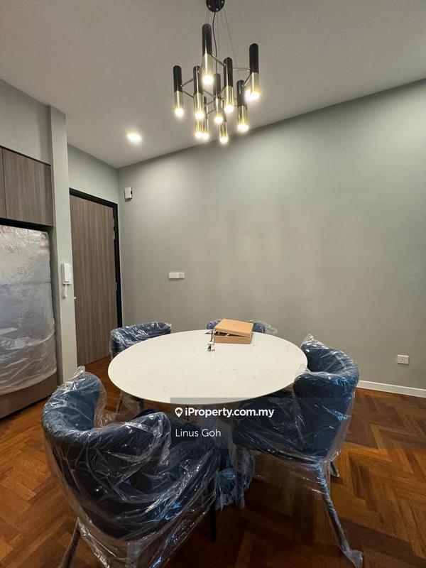 For Sale - Bloomsvale Menara Vista Petaling