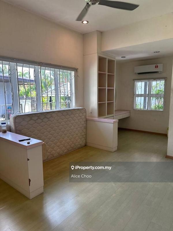 Banglo untuk Dijual di Taman Sunrise, Kluang oleh Alice Choo - iProperty.com.my