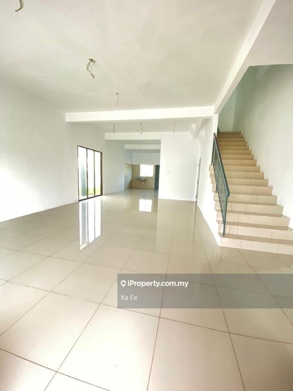 Rumah Berkembar untuk Dijual di Taman Scientex Rawang, Rawang oleh Ka Ee - iProperty.com.my