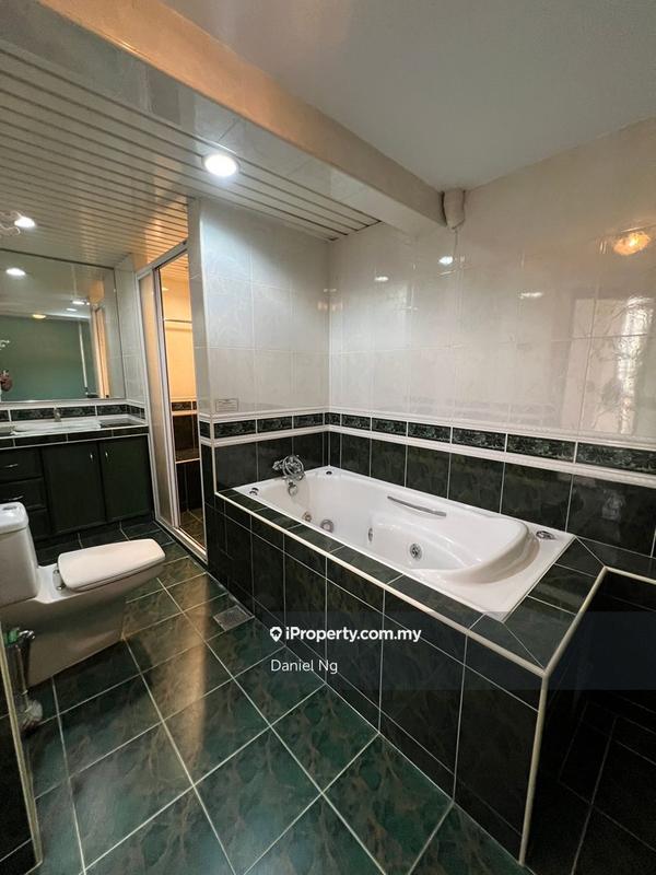 Rumah Berkembar untuk Dijual di Cheras Perdana 8, Batu 11 Balakong C180, Cheras oleh Daniel Ng - iProperty.com.my