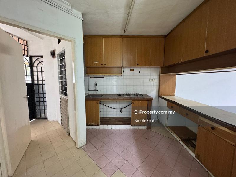 For Rent - Rampai Court