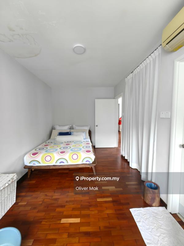 3-storey Terraced House for Sale in Taman Esplanad, Bukit Jalil by Oliver Mak - Bedroom - iProperty.com.my