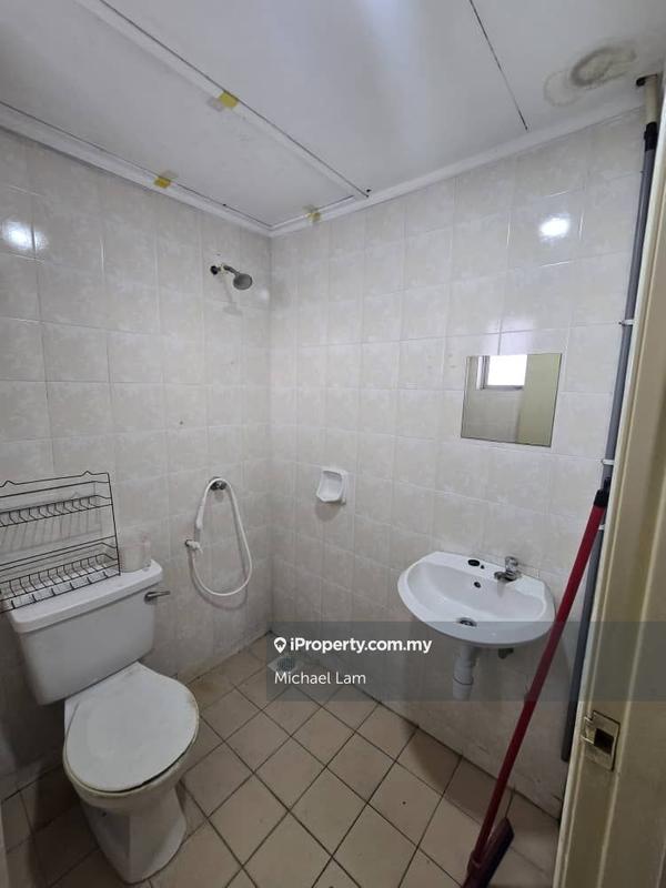 Condominium for Sale in D'aman Crimson by Michael Lam - iProperty.com.my