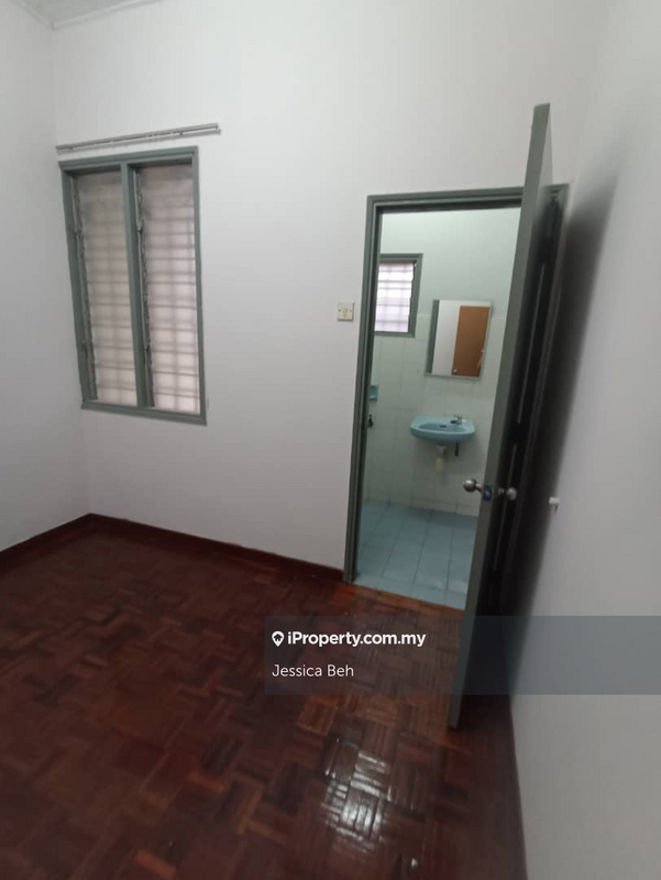 Rumah Teres 2-Tingkat untuk Dijual di Usj 13, Subang Jaya oleh Jessica Beh - iProperty.com.my