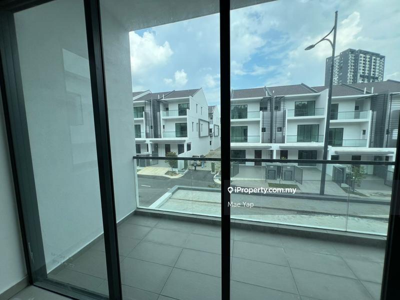 3-storey Terraced House for Sale in Batu 9, Cheras, Ampang, Hulu Langat, Cheras by Mae Yap - iProperty.com.my