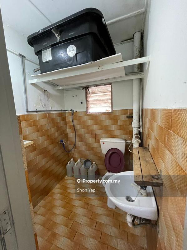 For Rent - SS 13 Flat