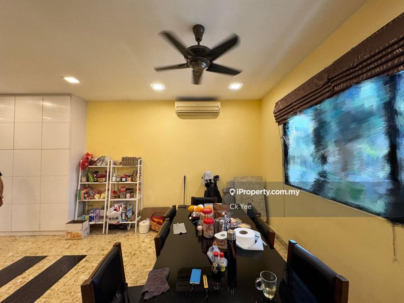 Rumah Berangkai 3 Tingkat untuk Dijual di Taman Esplanad, Bukit Jalil oleh Ck Yee - iProperty.com.my
