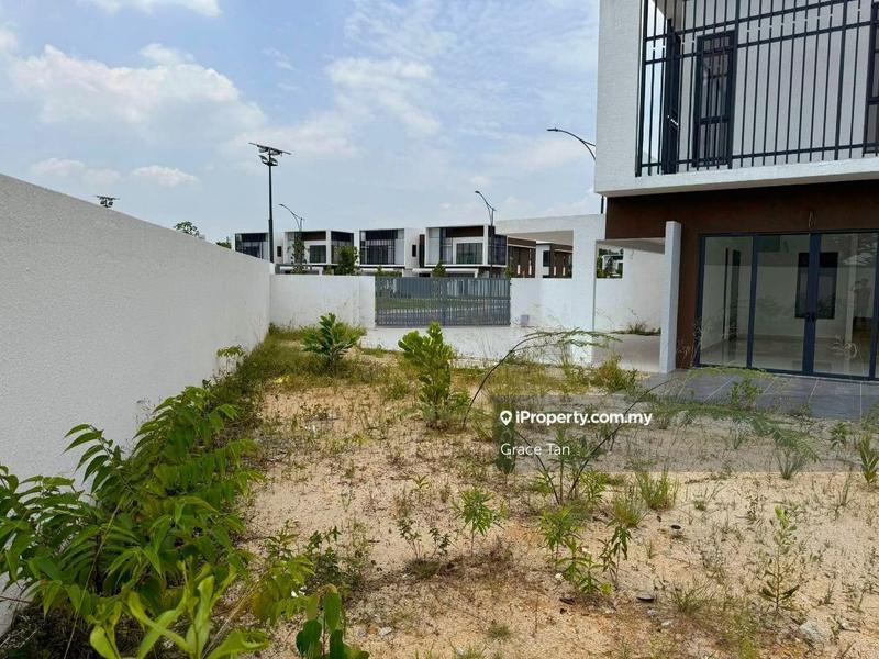 Semi-Detached House for Sale in TTDI Grove, Kajang by Grace Tan - iProperty.com.my
