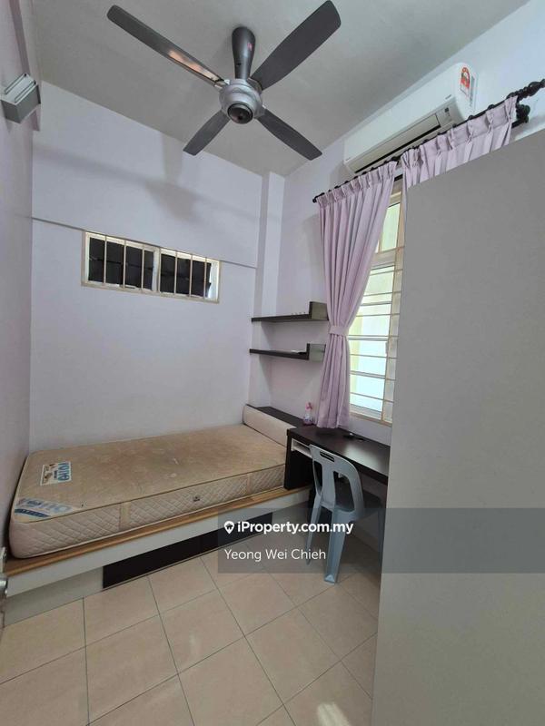 For Sale - Pangsapuri Bukit Beruang Bestari (University View)