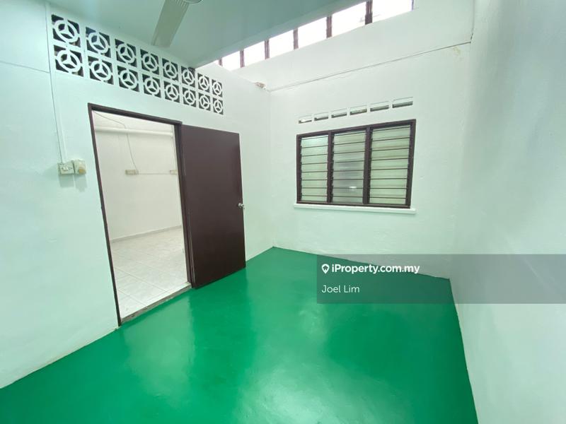 Rumah Berangkai 1 Tingkat untuk Dijual di Kawasan 11, Kampung Idaman, Pelabuhan Klang oleh Joel Lim - iProperty.com.my