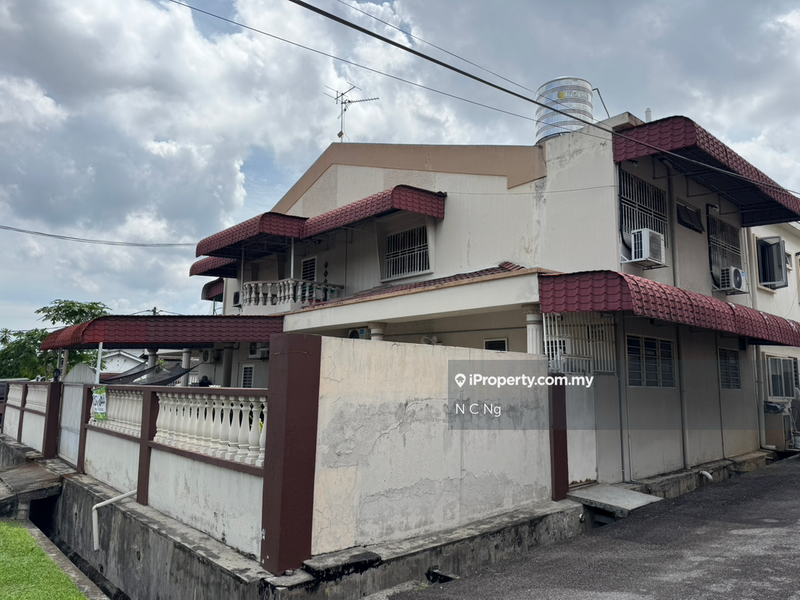 Rumah Berangkai 2 Tingkat untuk Dijual di Taman Berkeley, Klang oleh N C Ng - iProperty.com.my