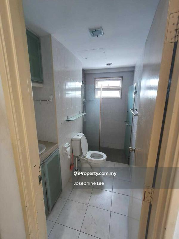 Kondominium untuk Disewa di Sterling oleh Josephine Lee - Bathroom - iProperty.com.my