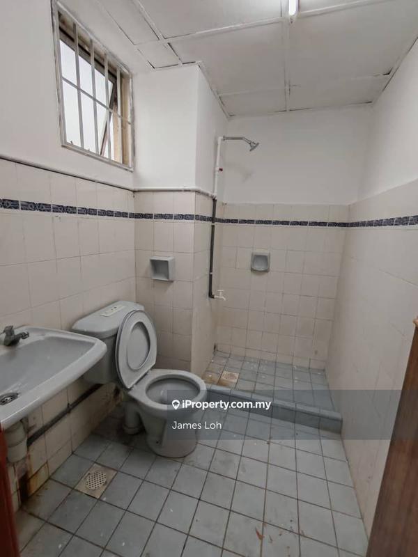 For Rent - Menara Megah