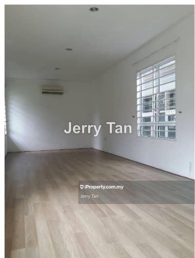 Banglo untuk Dijual di Taman Hillview, Ampang oleh Jerry Tan - iProperty.com.my