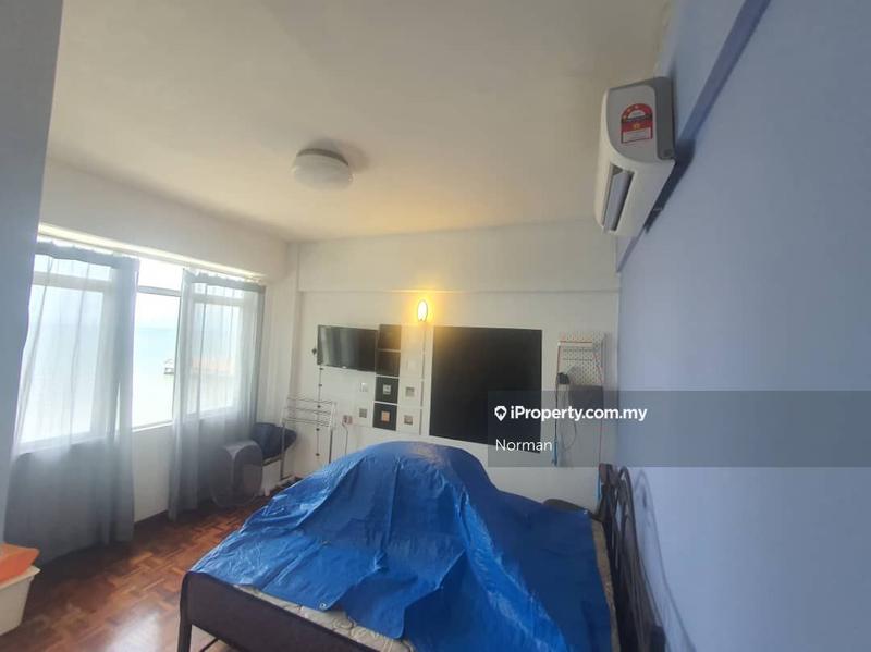 Apartment for Sale in Glory Beach Resort by Norman - iProperty.com.my
