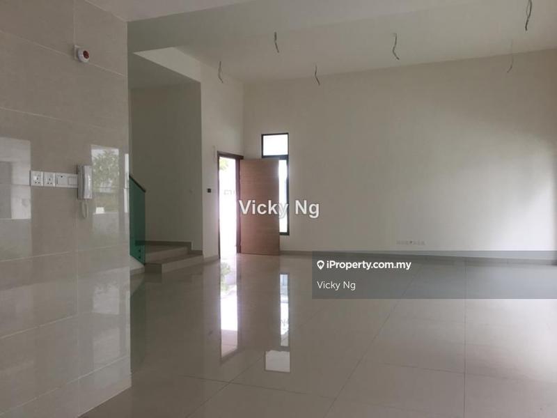 Semi-Detached House for Sale in Puchong, Selangor by Vicky Ng - iProperty.com.my