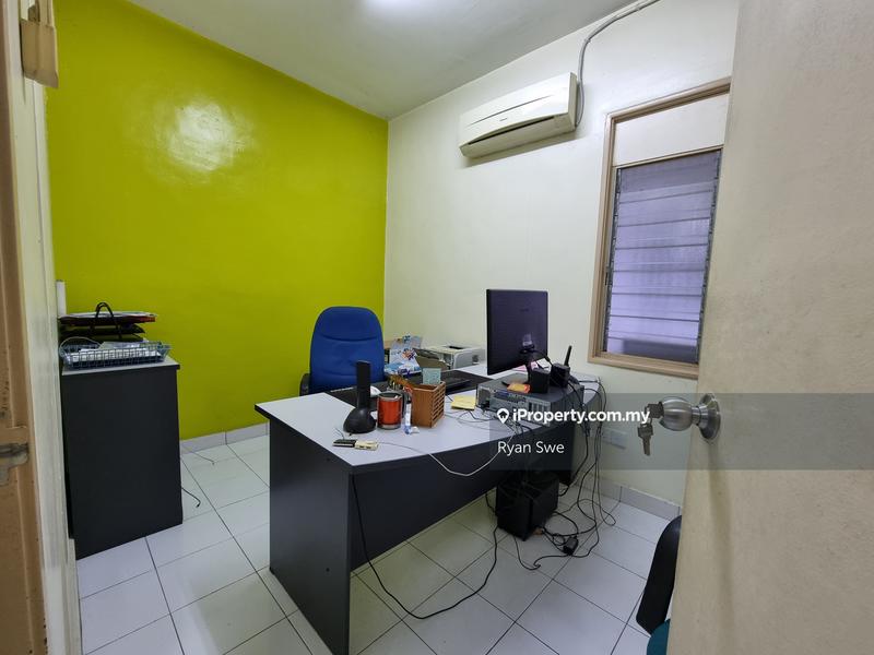 Pejabat untuk Dijual di Taman Pusat Kepong, Kepong oleh Ryan Swe - iProperty.com.my