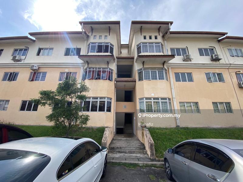 For Sale - Vista Seri Putra