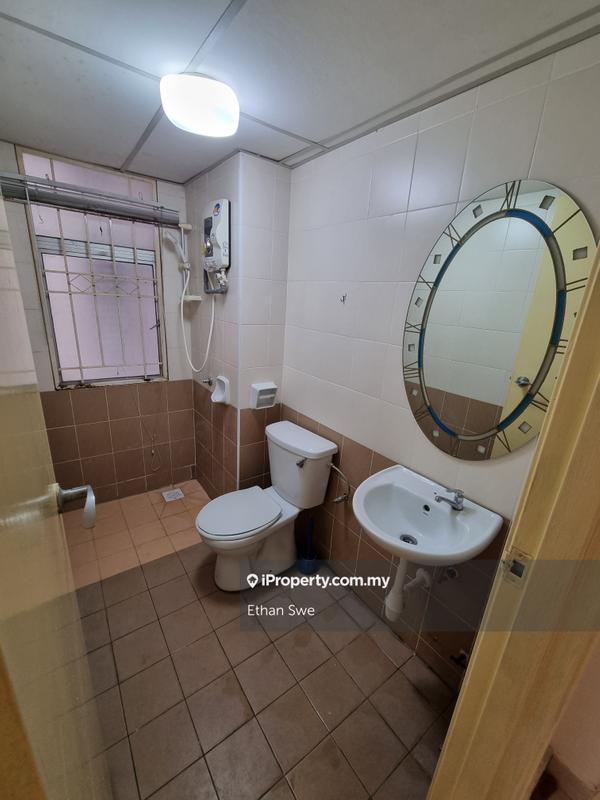 Condominium for Sale in Casa Prima Condominium by Ethan Swe - iProperty.com.my