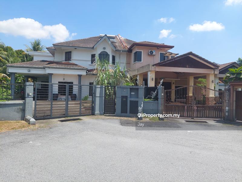 Semi-Detached House for Sale in Seksyen 8, Kota Damansara by Jay - iProperty.com.my