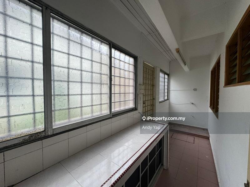 Terraced House for Sale in Bandar Country Homes, Rawang by Andy Yap - iProperty.com.my