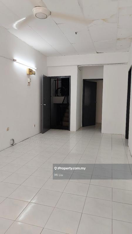 Flat for Sale in Taman Sri Kuching by Ml Liu - iProperty.com.my