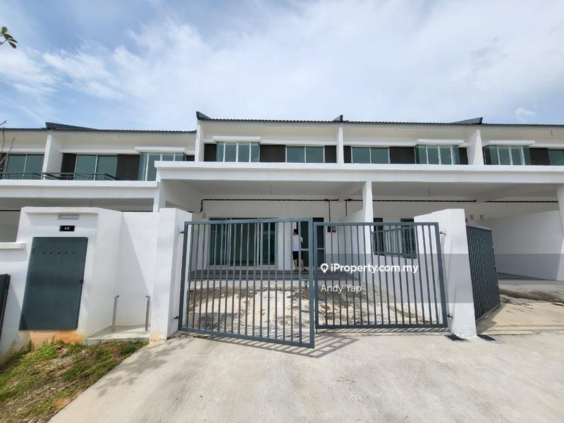 2-storey Terraced House untuk Dijual di Taman Kundang Jaya, Rawang oleh Andy Yap - iProperty.com.my