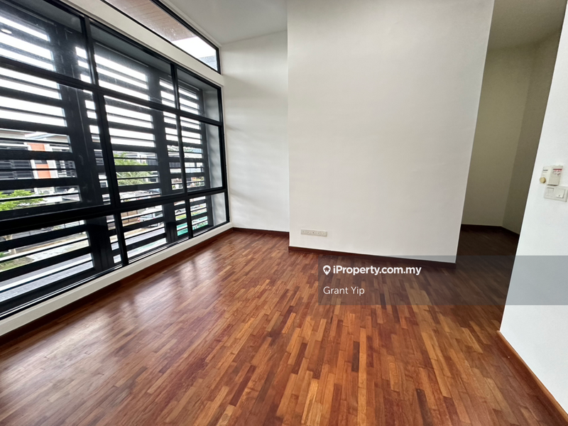2.5-storey Terraced House for Sale in TTDI Grove, Kajang by Grant Yip - iProperty.com.my