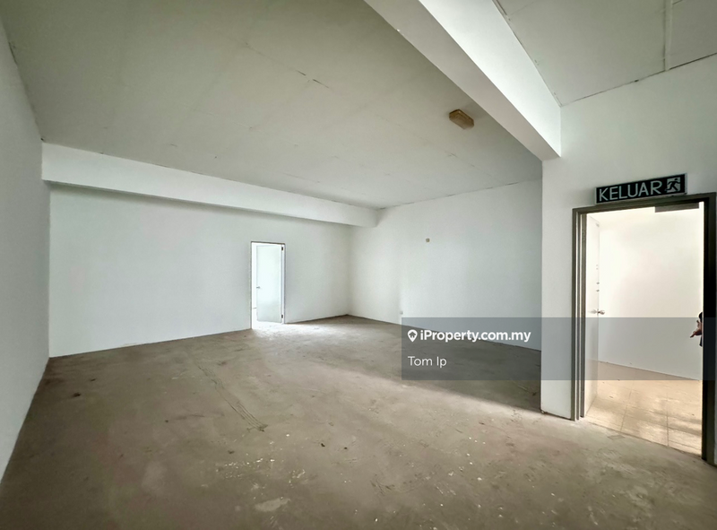 Shop for Sale in Taman Sains Selangor, Kota Damansara by Tom Ip - iProperty.com.my