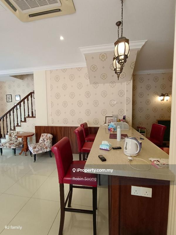 Rumah Berkembar untuk Dijual di Ayer Keroh, Melaka oleh Robin Soong - iProperty.com.my
