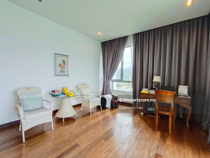 Condominium for Sale in Infinity Beachfront Condominium by Catherine Lee - iProperty.com.my