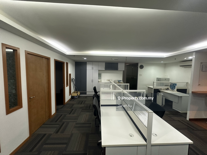 Pejabat untuk Dijual di Seksyen 6, Seri Kembangan oleh Janet Au - iProperty.com.my