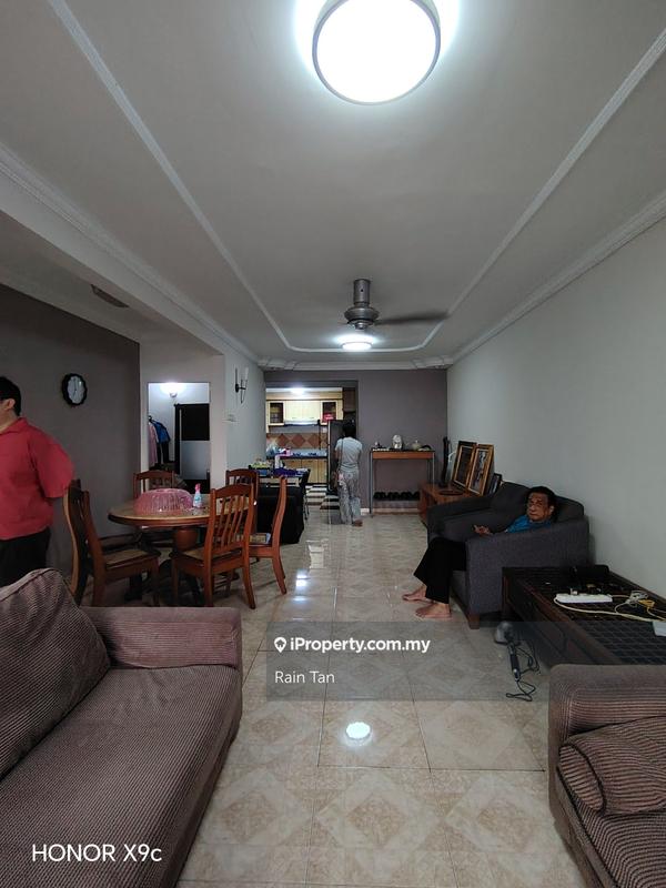 Condominium for Sale in Amadesa Resort Condominium by Rain Tan - iProperty.com.my