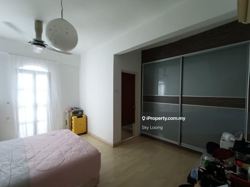 Condominium for Sale in Andalucia by Sky Loong - iProperty.com.my